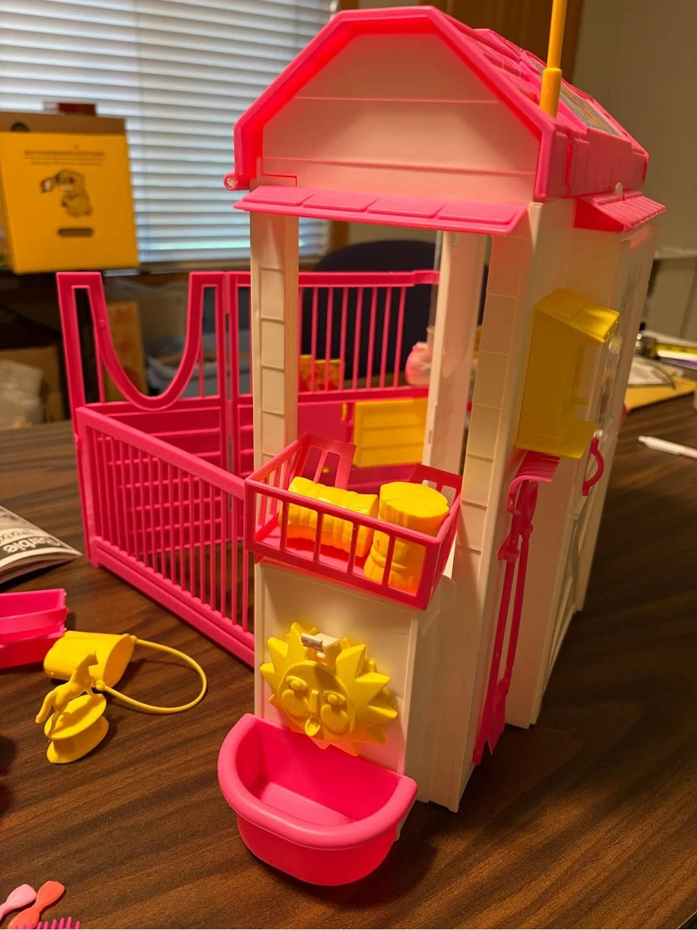 Barbie vintage feeding fun stable playset with Accessories and extras